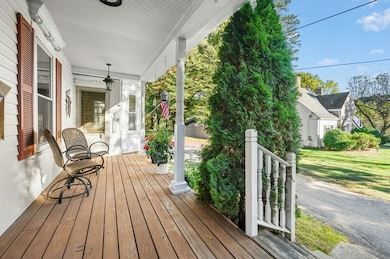 28 Holden St, Worcester, MA 01605 - photo 5