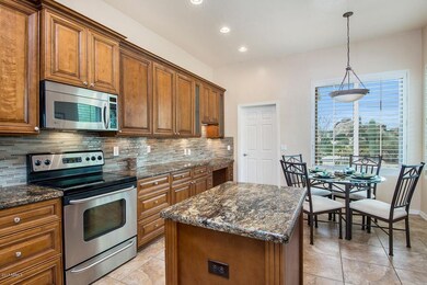 Kitchen picture 1