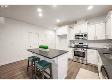 1477 Millican Creek St, Lafayette, OR 97111 - photo 7