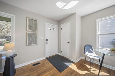 13-web-or-mls-A7409112