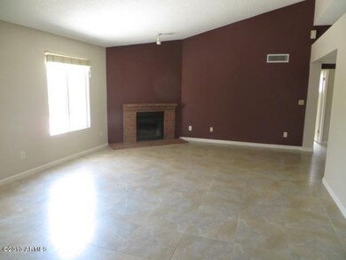 023-410603-GreatRoom1a