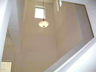 Open foyer!