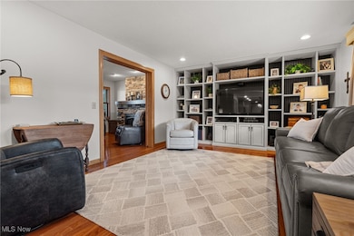 1702 View Pointe Ave, Louisville, OH 44641 - photo 6