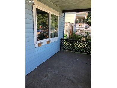 320 W F St, Rainier, OR 97048 - photo 4