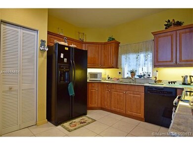 unlisted-address, Davie, FL 33328 - photo 3