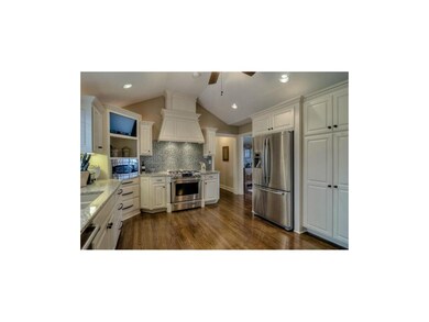 Stainless steel appliances, gas range, plenty of p