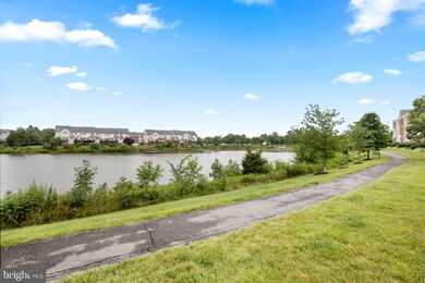 42780 Longworth Terrace, Chantilly, VA 20152 - photo 2