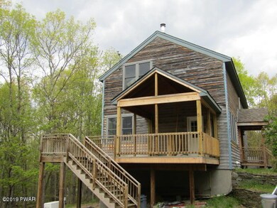 141 Hedge Hollow Ct, Greeley, PA 18425 - photo 3