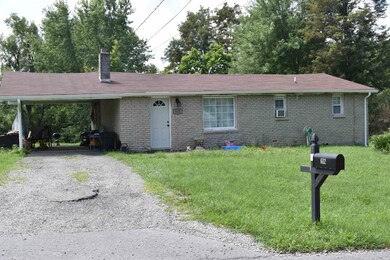 612 Mathews Ct, Pulaski, VA 24301 - photo 2