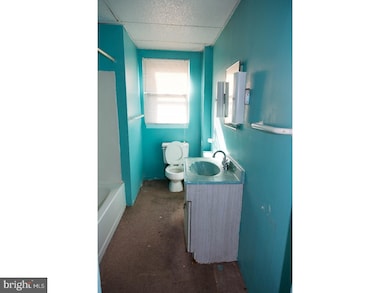 4244 Sheffield St, Philadelphia, PA 19136 - photo 7