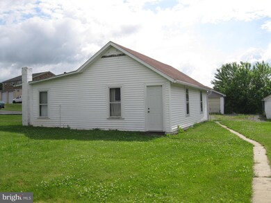 15 S Market St, New Ringgold, PA 17960 - photo 5