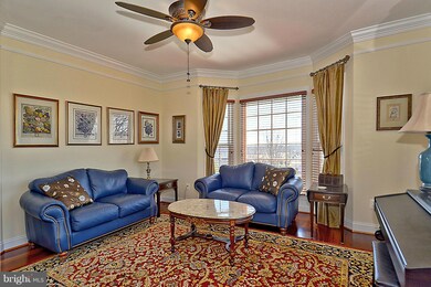 35470 Greyfriar Dr, Round Hill, VA 20141 - photo 5