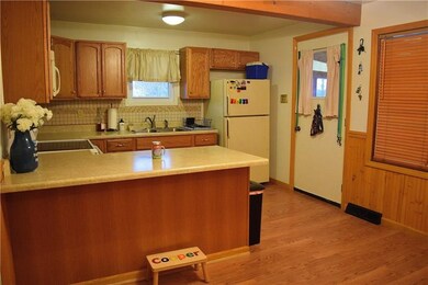 Beautiful spacious kitchen!