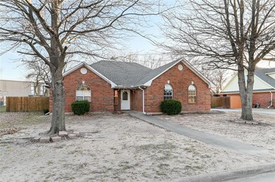 103 Franklin Ct, Pottsboro, TX 75076 - photo 3