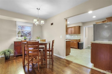 411 Lambeth Ln, Saint Louis, MO 63125 - photo 7