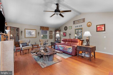 1472 New Bloomfield Rd, New Bloomfield, PA 17068 - photo 4