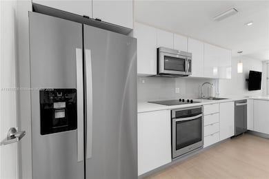 Mirador 1000 unit 1522, Miami Beach, FL 33139 - photo 2