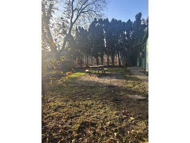 4950 Barger Dr, Eugene, OR 97402 - photo 7