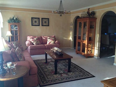 512 Hoover Dr, Apollo, PA 15613 - photo 4