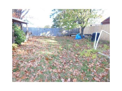 187 Rounds Ave, Providence, RI 02907 - photo 6