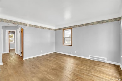 6235 Rosemont Ave, Detroit, MI 48228 - photo 6
