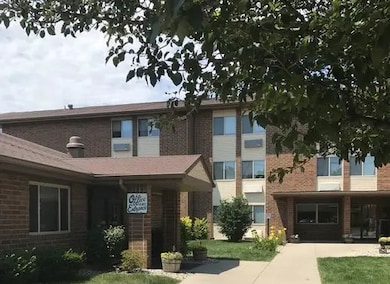 Longfellow Plaza Affordable Senior Community, Anderson, IN 46016 - photo 4