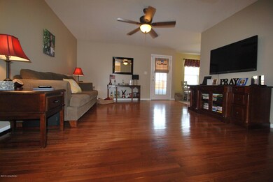 159 Trevor Ct, Mount Washington, KY 40047 - photo 5