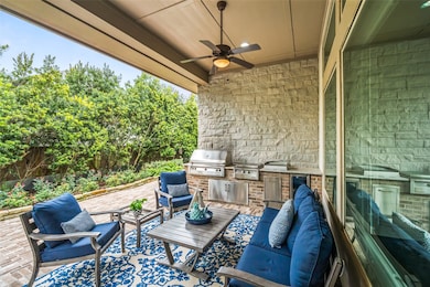 OUTDOOR KITHCEN  Recent upgrade with THE best appl
