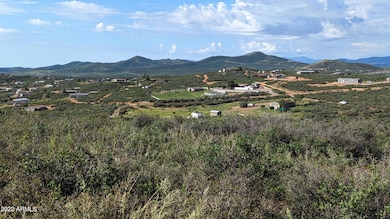 0000 E Leprechaun Rd unit 24K & 024L, Dewey, AZ 86327 - photo 5