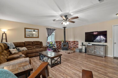 1450 Ojai Ave, Grants Pass, OR 97527 - photo 5