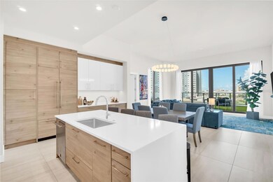 Saltaire unit 706, St. Petersburg, FL 33701 - photo 4