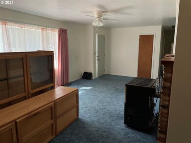 432 Taylor St, Myrtle Creek, OR 97457 - photo 6