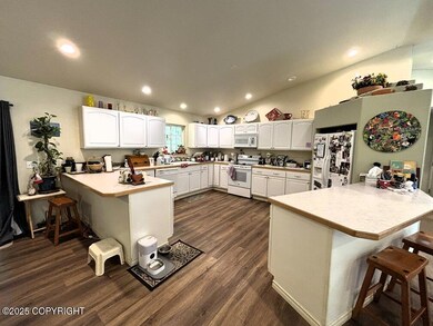 2129 Harbor Way - Kitchen