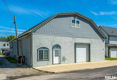 150 Wyatt Ave, Lincoln, IL 62656 - photo 5