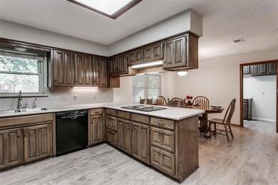 7645 Jill Ct, North Richland Hills, TX 76182 - photo 6