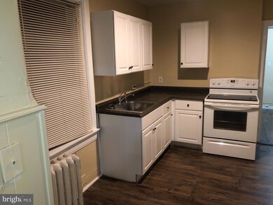 711 Swede St, Norristown, PA 19401 - photo 2