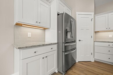 5814 Diamond View E, Midland, MI 48642 - photo 6