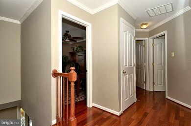 5904 Clear Ridge Rd, Elkridge, MD 21075 - photo 5