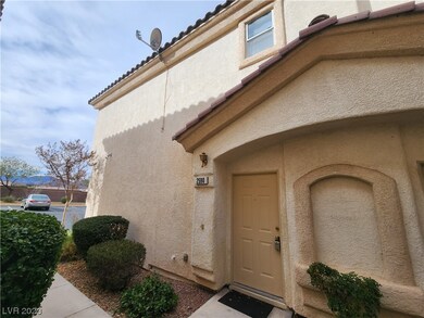 2590 Lazy Saddle Dr, Henderson, NV 89002 - photo 2