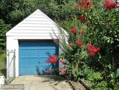 8419 Oakleigh Rd, Parkville, MD 21234 - photo 2