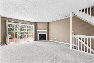 04-Living Area