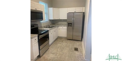 821 E 37th St, Savannah, GA 31401 - photo 3