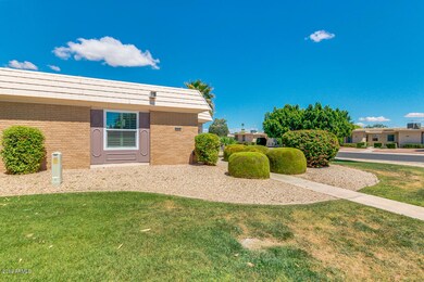 10502 W Palmeras Dr, Sun City, AZ 85373 - photo 2