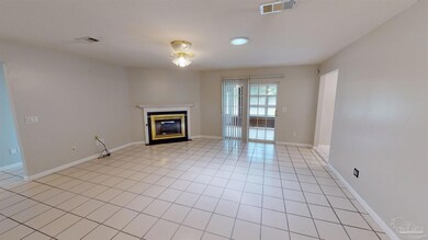 3380 Holt Cir, Pensacola, FL 32526 - photo 4