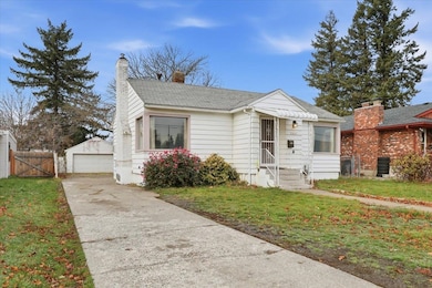 2607 N Crestline St, Spokane, WA 99207 - photo 2