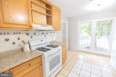 7395 Colton Ln, Manassas, VA 20109 - photo 7