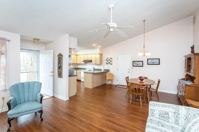 138 Emerald Dr, Harrisonburg, VA 22801 - photo 6