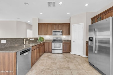 2047 E Carob Dr, Chandler, AZ 85286 - photo 4