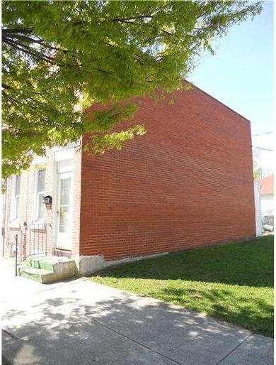 636 Clark St, New Castle, DE 19720 - photo 3