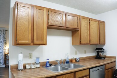 7201 Durenda Cir, Anchorage, AK 99507 - photo 7